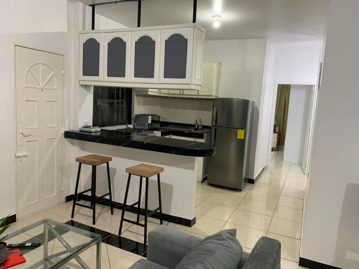 Comfortable 3-Bedroom Apartment, Close To The American Consulate Guayaquil Exteriör bild